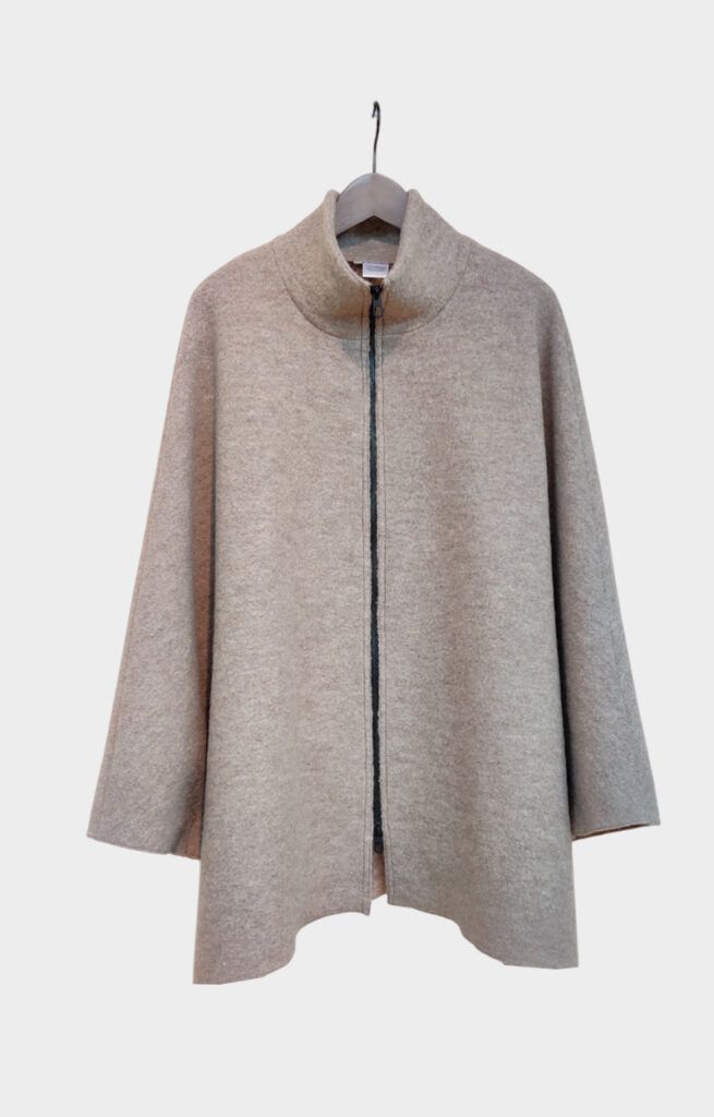 viitta-villa-vetoketjulla-kotimainen-vaalea-damadesign.fi