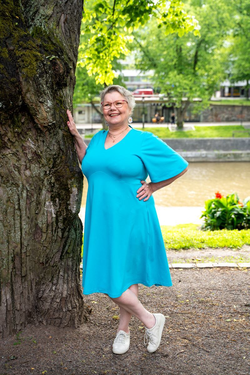 Turkoosi-mekko-perhoshihalla-koko 2Xl-damadesignturku