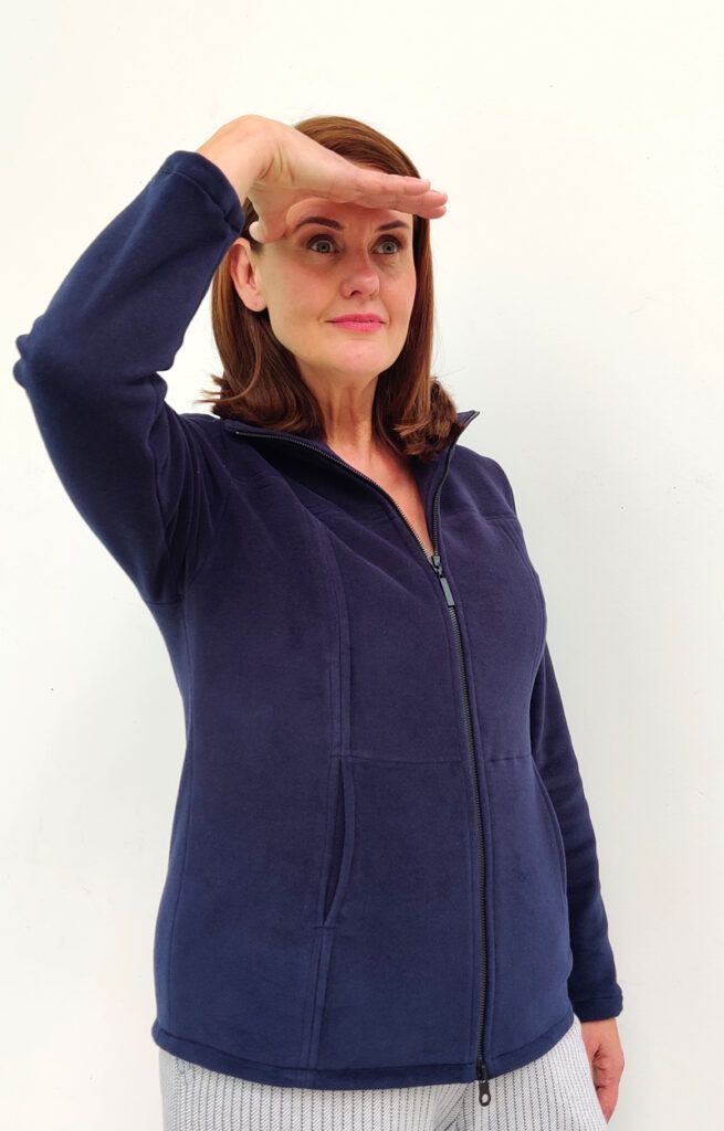 puuvilla-fleece-takki-tummansininen-muoviton-damadesign