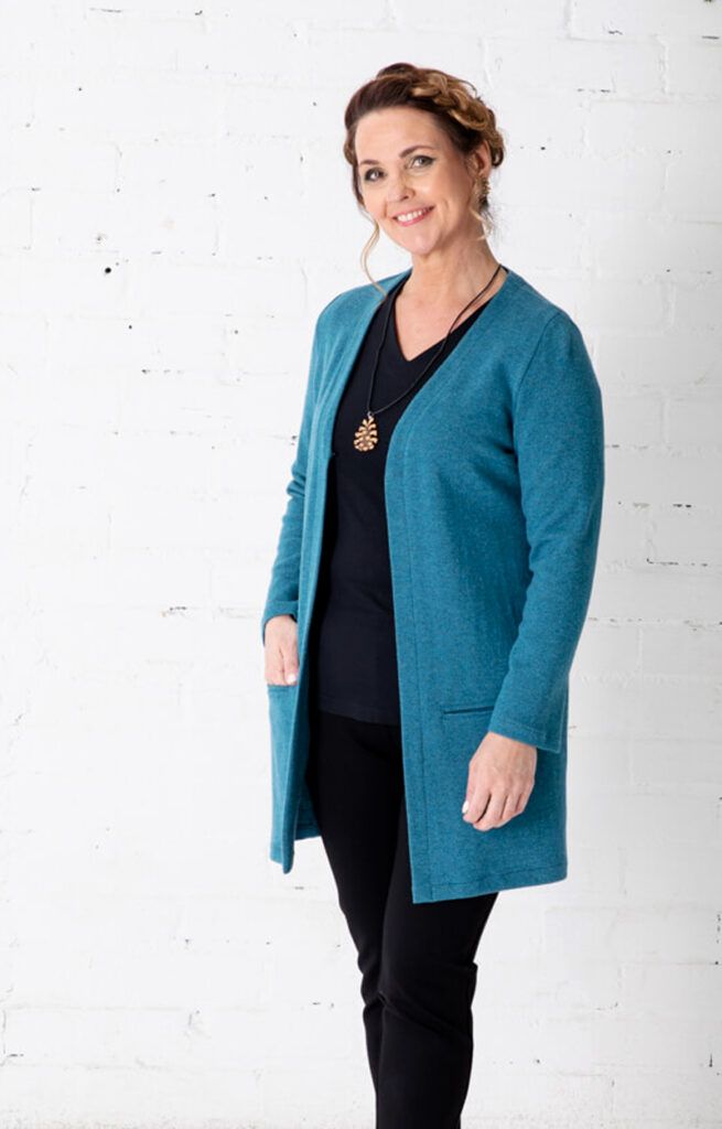 merinovillaneule-takki-taskuilla-petrooli.damadesign.fi