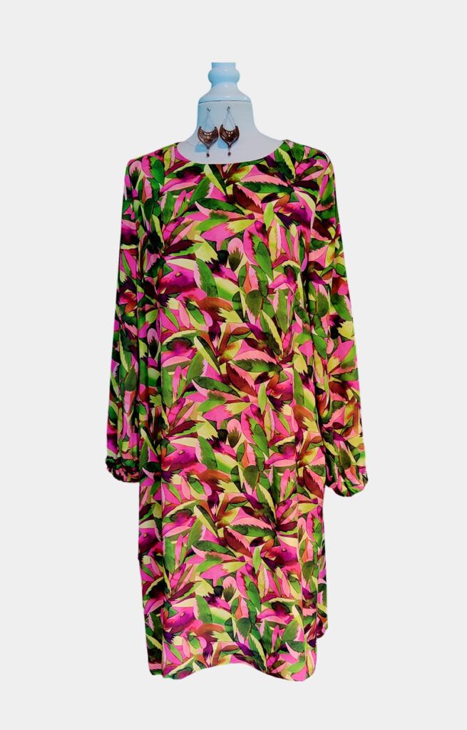kotimainen-juhlamekko-kuviollinen-viskoosi-damadesign.fi